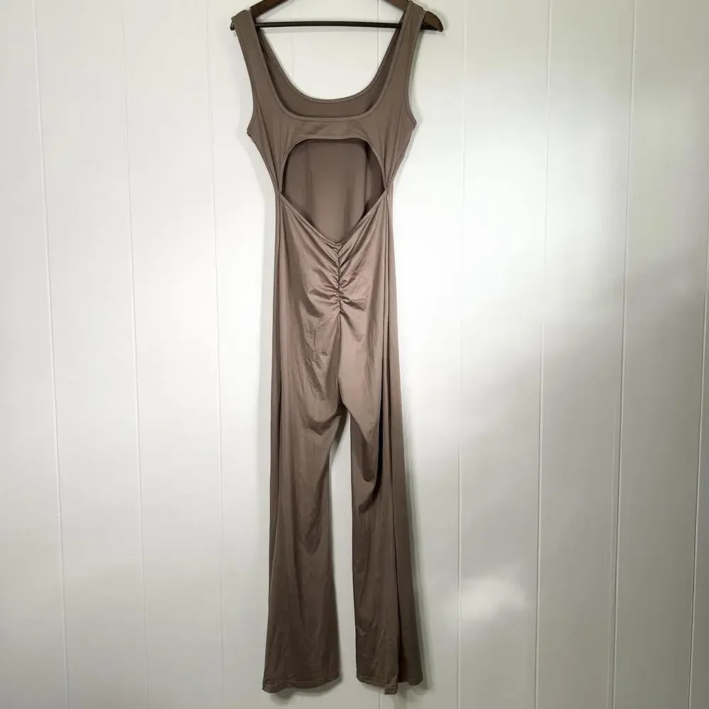 Unbranded Brown Sleeveless Open Back Scrunch Jumpsuit Women’s Medium - Picture 2 of 3